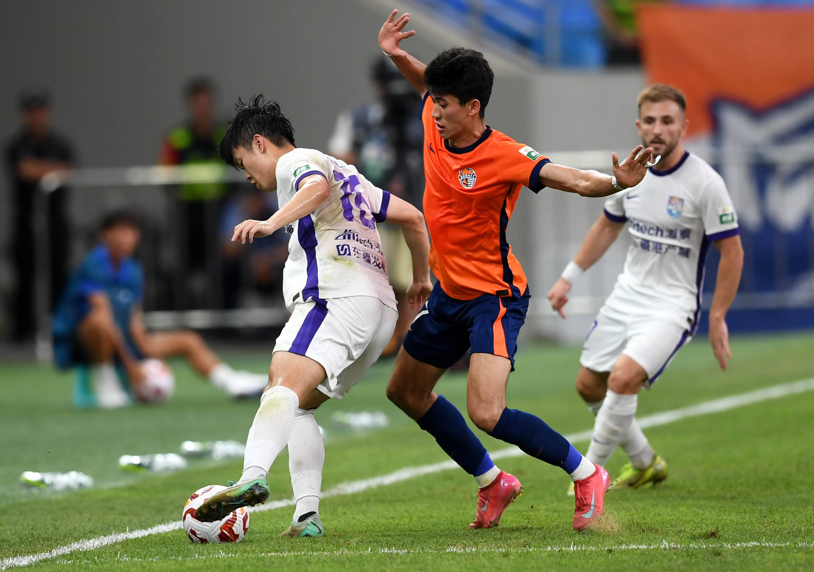 的年轻后卫 的年轻后卫