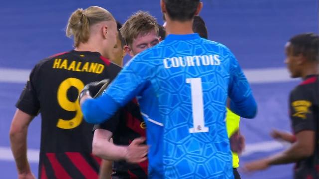 鲍威尔强调 鲍威尔强调